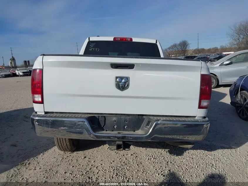 2019 RAM 1500 CLASSIC TRADESMAN  4X2 5'7 BOX