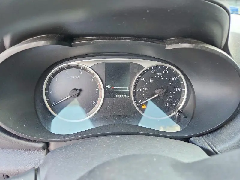 2021 NISSAN VERSA S  