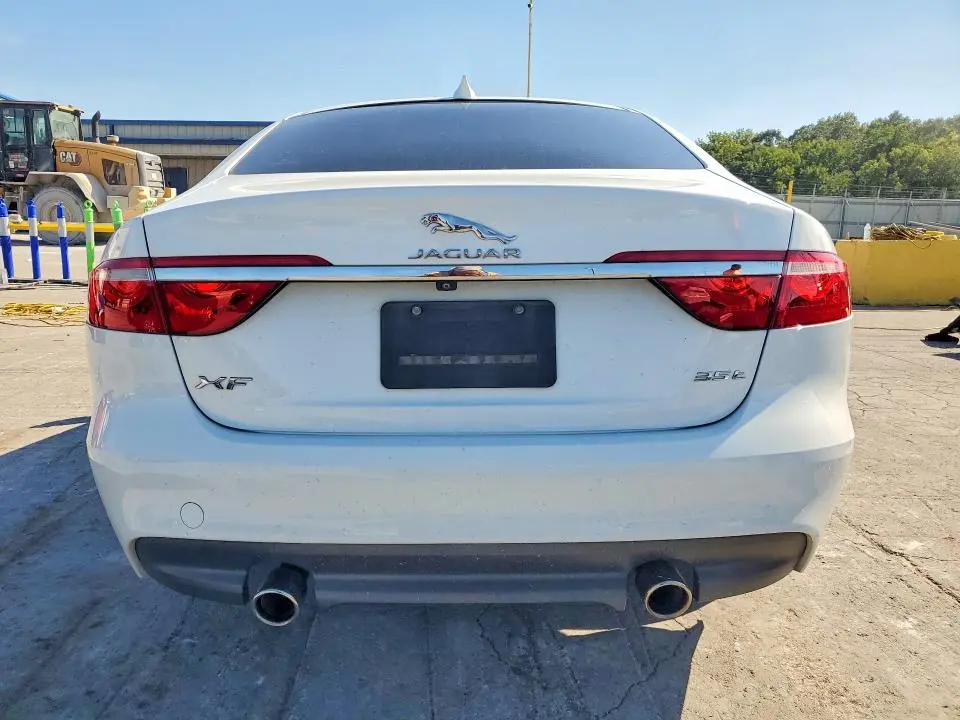 2017 JAGUAR XF PREMIUM  