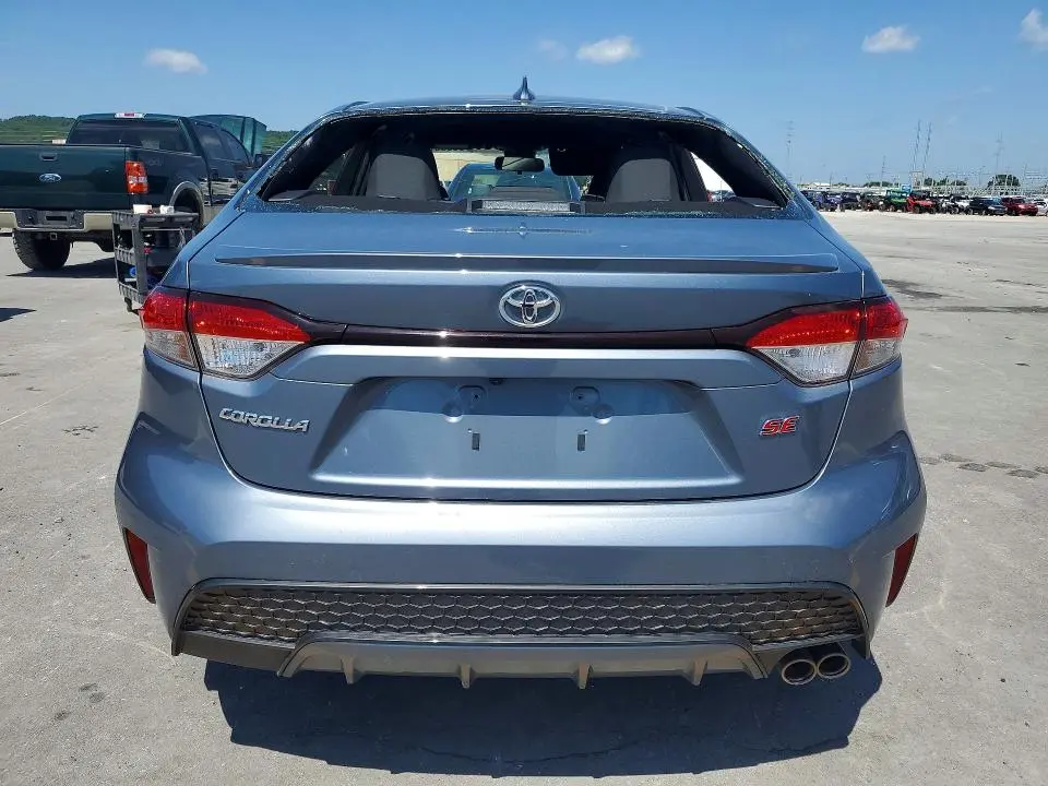 2022 TOYOTA COROLLA SE  