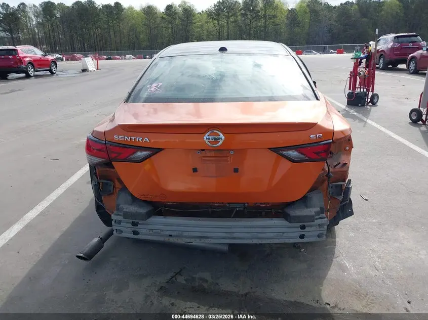 2021 NISSAN SENTRA SR XTRONIC CVT