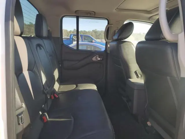 2013 NISSAN FRONTIER S  