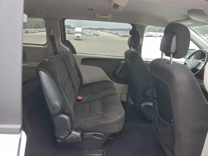 2017 DODGE GRAND CARAVAN SE  