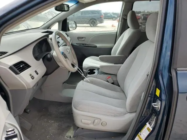 2011 TOYOTA SIENNA LE  