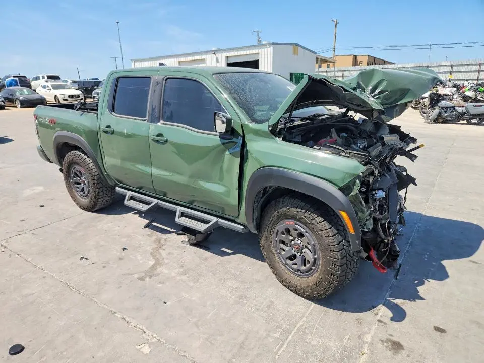 2025 NISSAN FRONTIER PRO-4X  