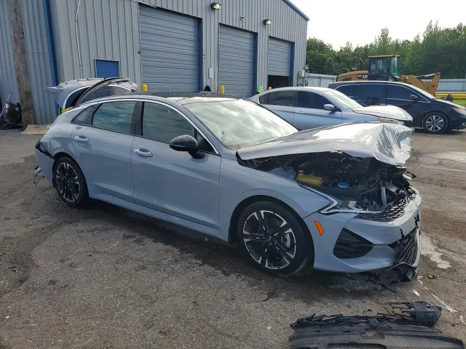 2022 KIA K5 GT LINE  