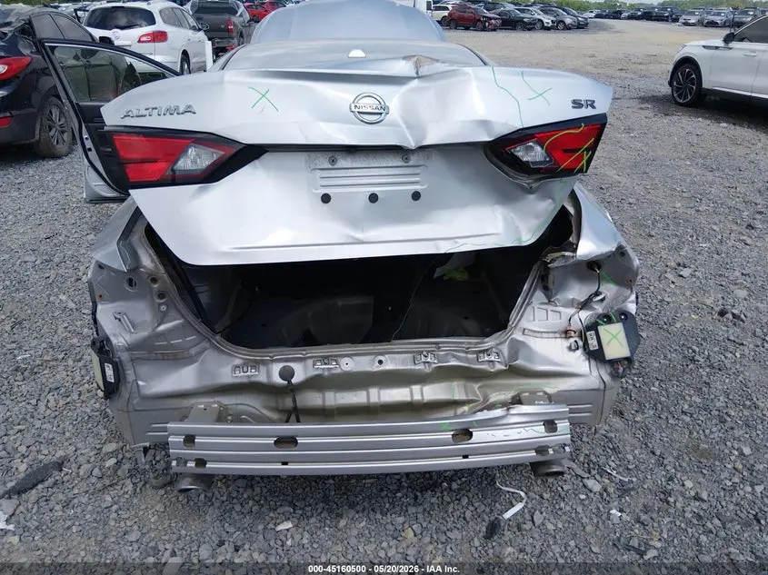2022 NISSAN ALTIMA SR FWD