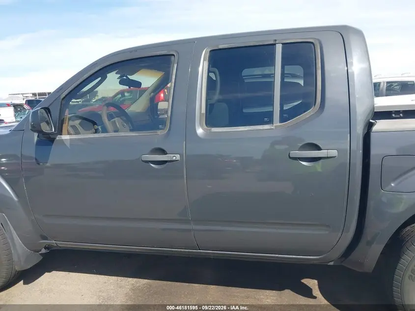 2010 NISSAN FRONTIER SE