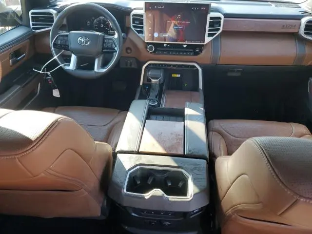 2023 TOYOTA TUNDRA CREWMAX PLATINUM  