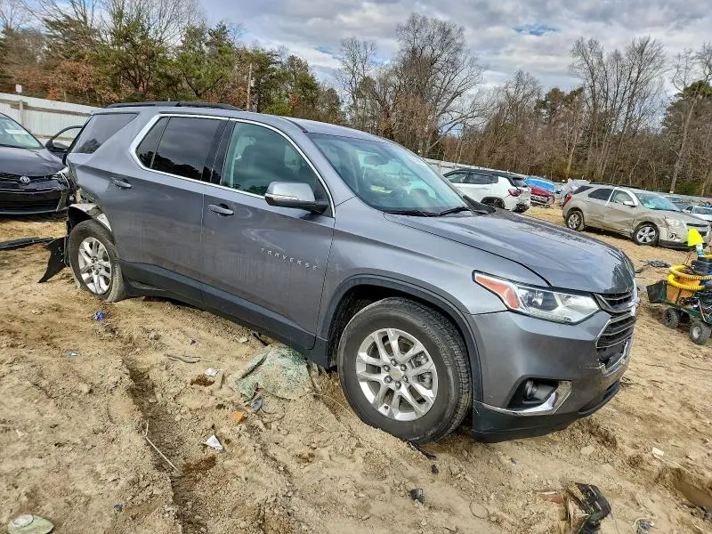 2021 CHEVROLET TRAVERSE LT  