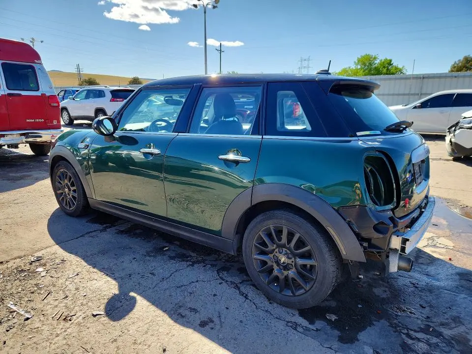 2015 MINI COOPER   