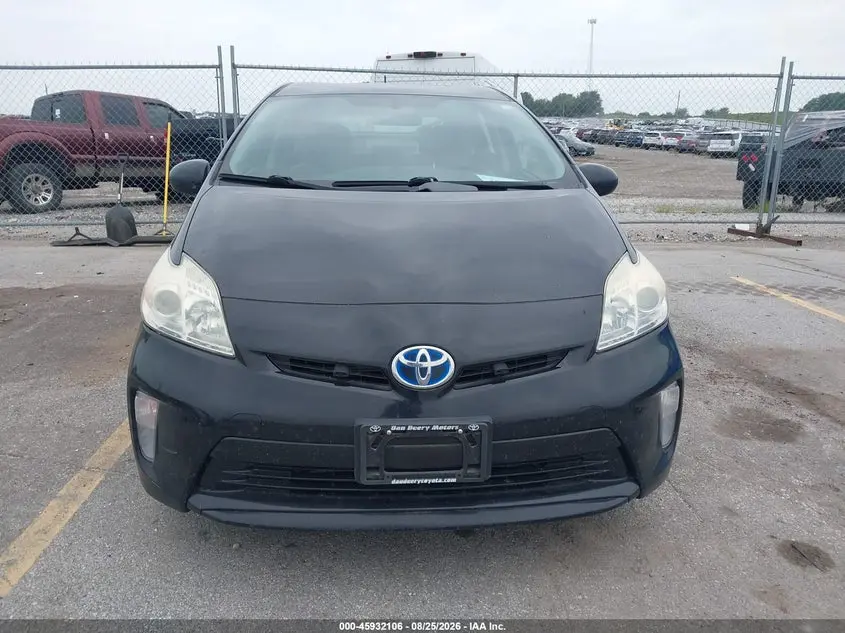 2013 TOYOTA PRIUS  