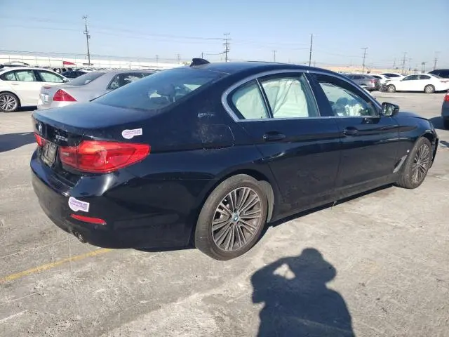 2019 BMW 530E   