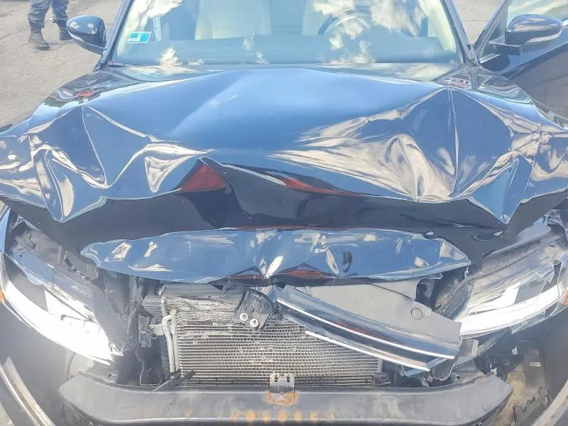 2017 VOLKSWAGEN JETTA SE  