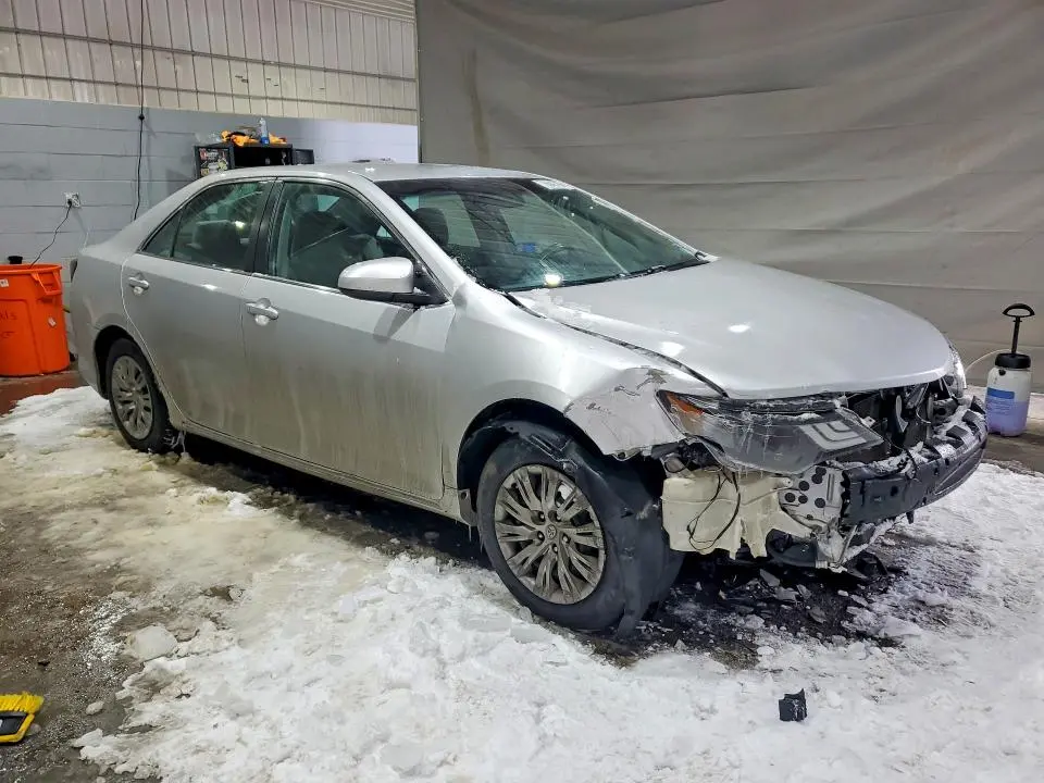 2012 TOYOTA CAMRY LE  