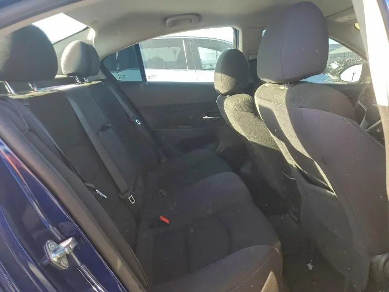 2012 CHEVROLET CRUZE LT  