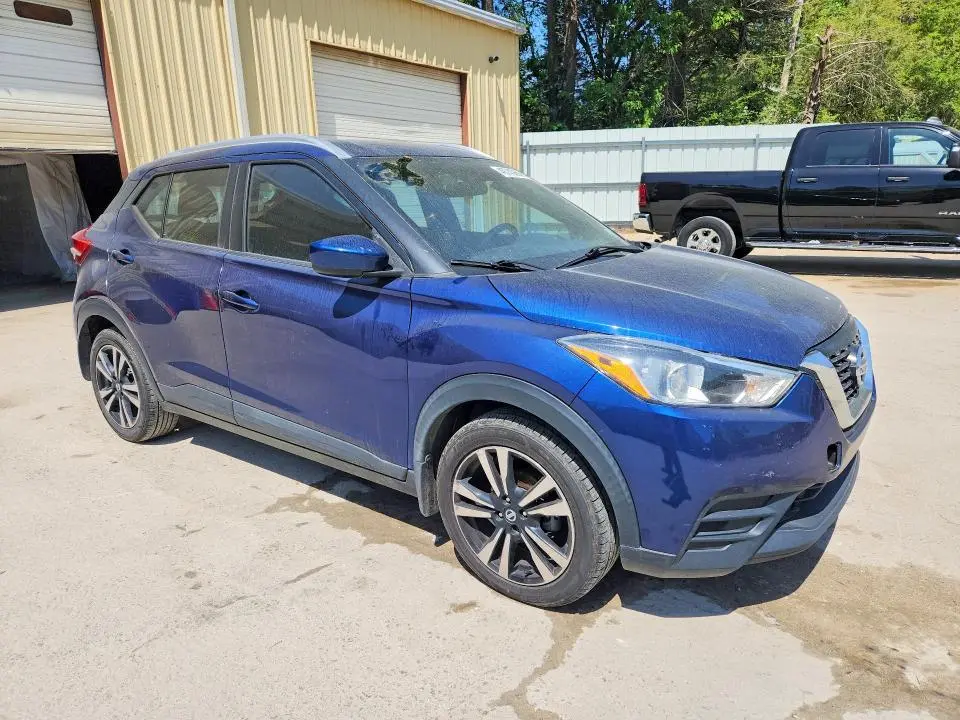 2018 NISSAN KICKS SV  