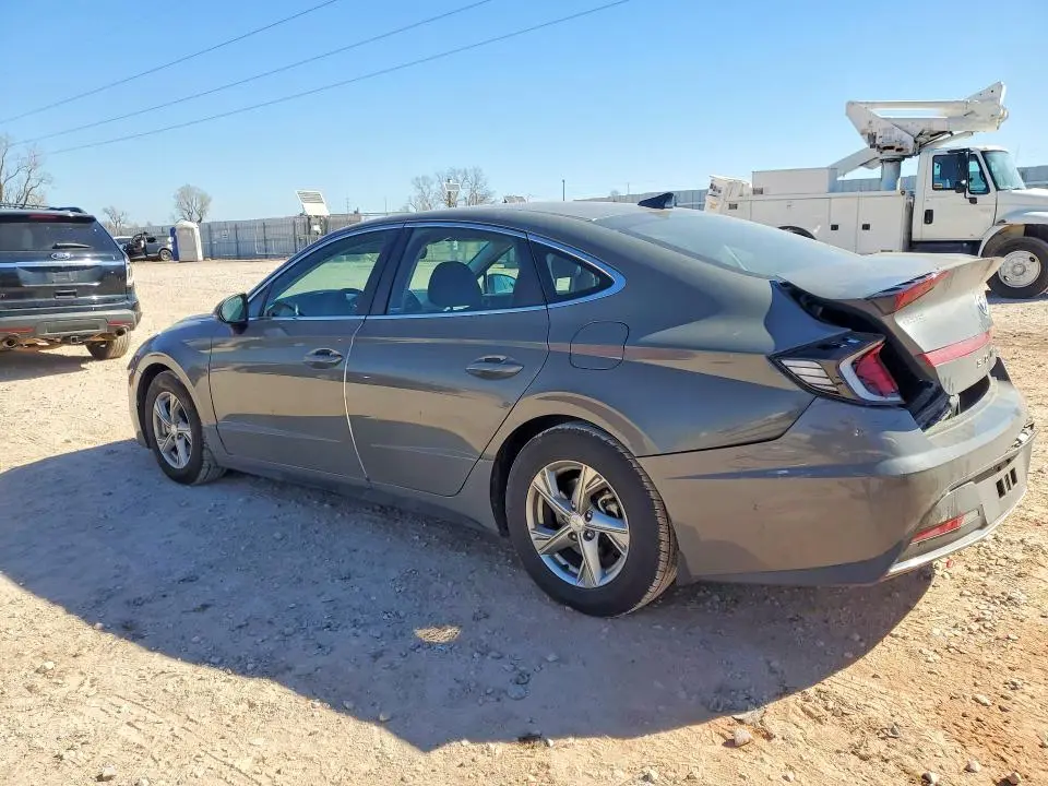 2020 HYUNDAI SONATA SE  