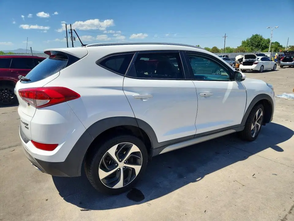 2017 HYUNDAI TUCSON SPORT  