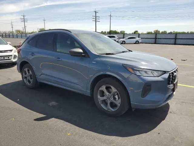 2024 FORD ESCAPE ST LINE  