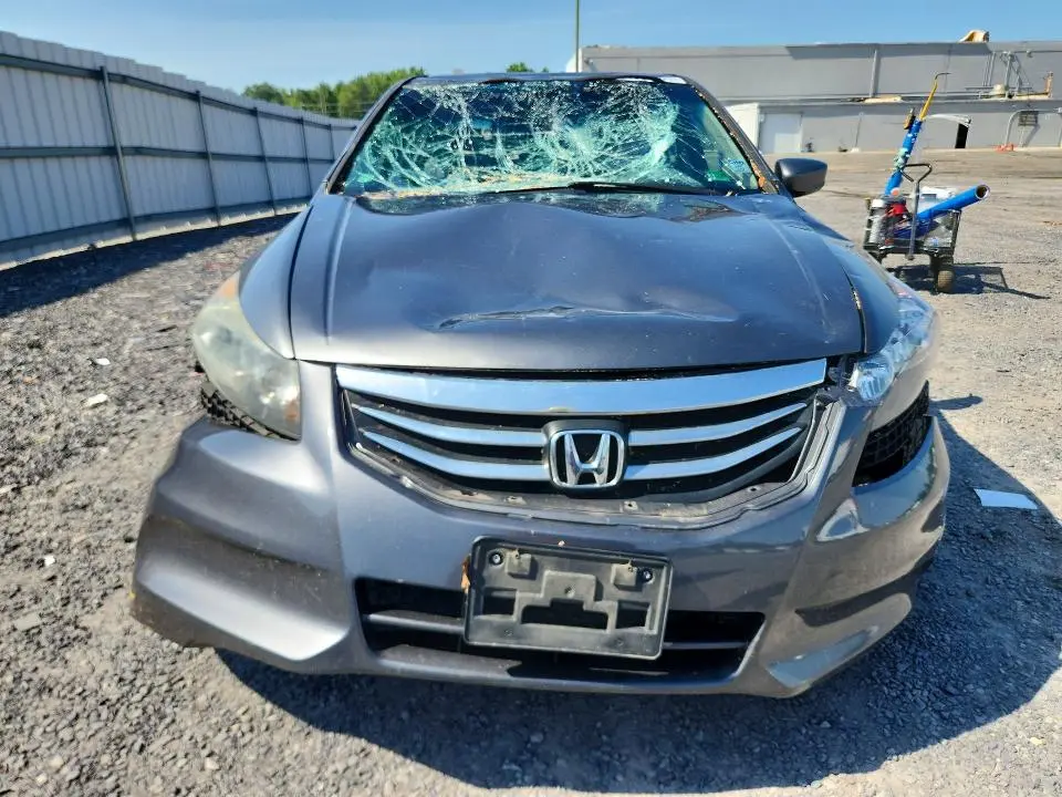 2012 HONDA ACCORD LXP  
