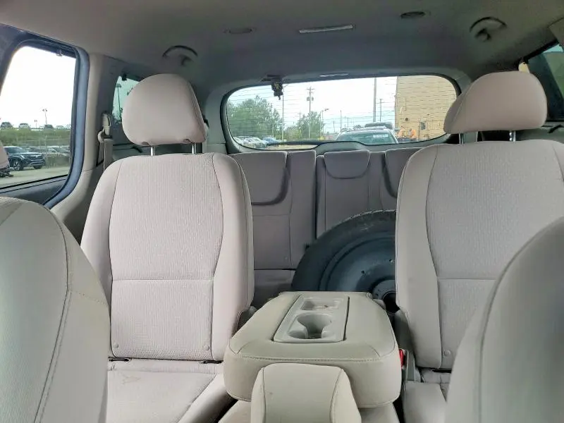 2016 KIA SEDONA LX  
