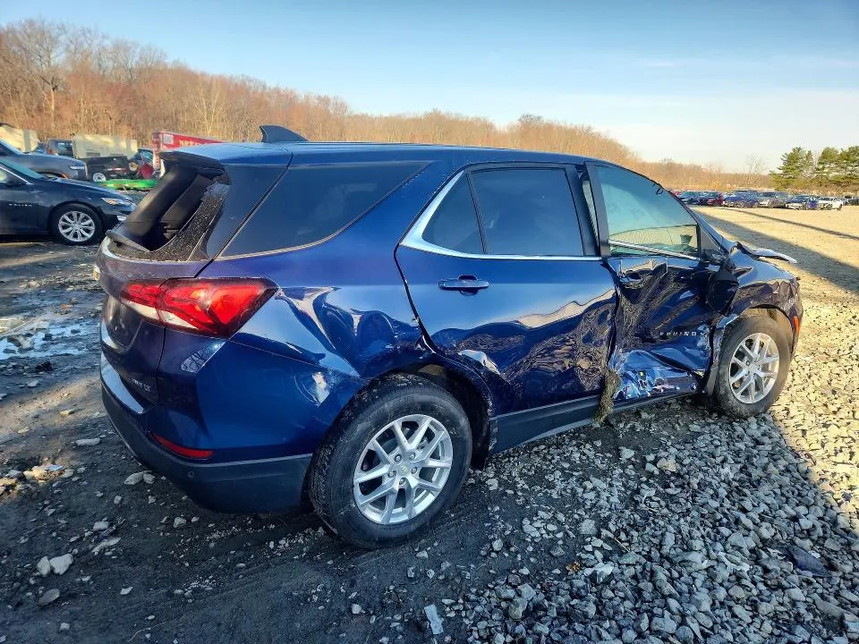 2022 CHEVROLET EQUINOX LT  