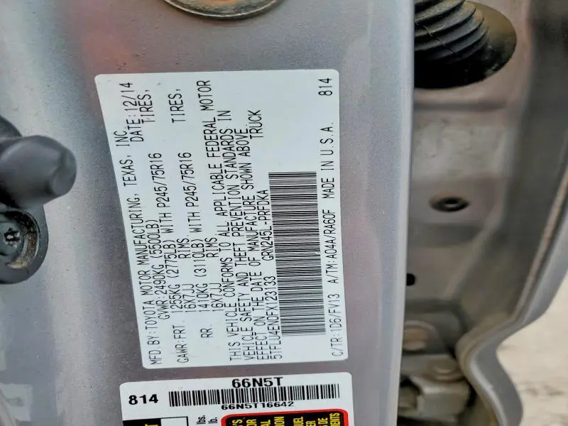 2015 TOYOTA TACOMA V6  