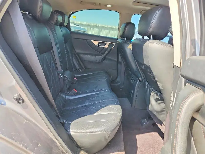 2010 INFINITI FX35 BASE  
