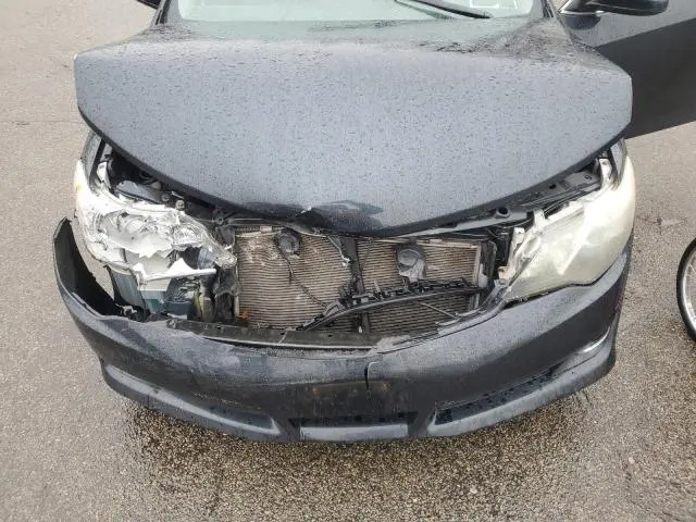 2012 TOYOTA CAMRY SE  