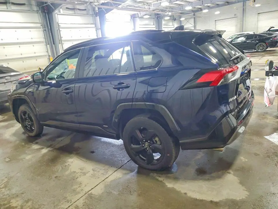 2019 TOYOTA RAV4 XSE  