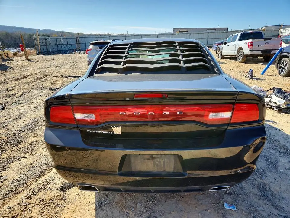 2013 DODGE CHARGER SE  