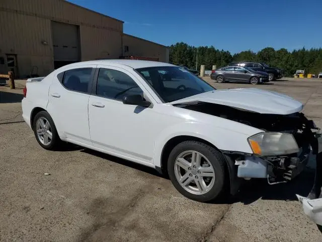 2013 DODGE AVENGER SE  