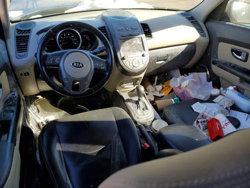 2013 KIA SOUL +  
