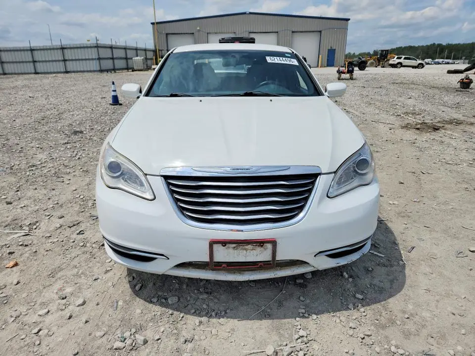 2014 CHRYSLER 200 LX  