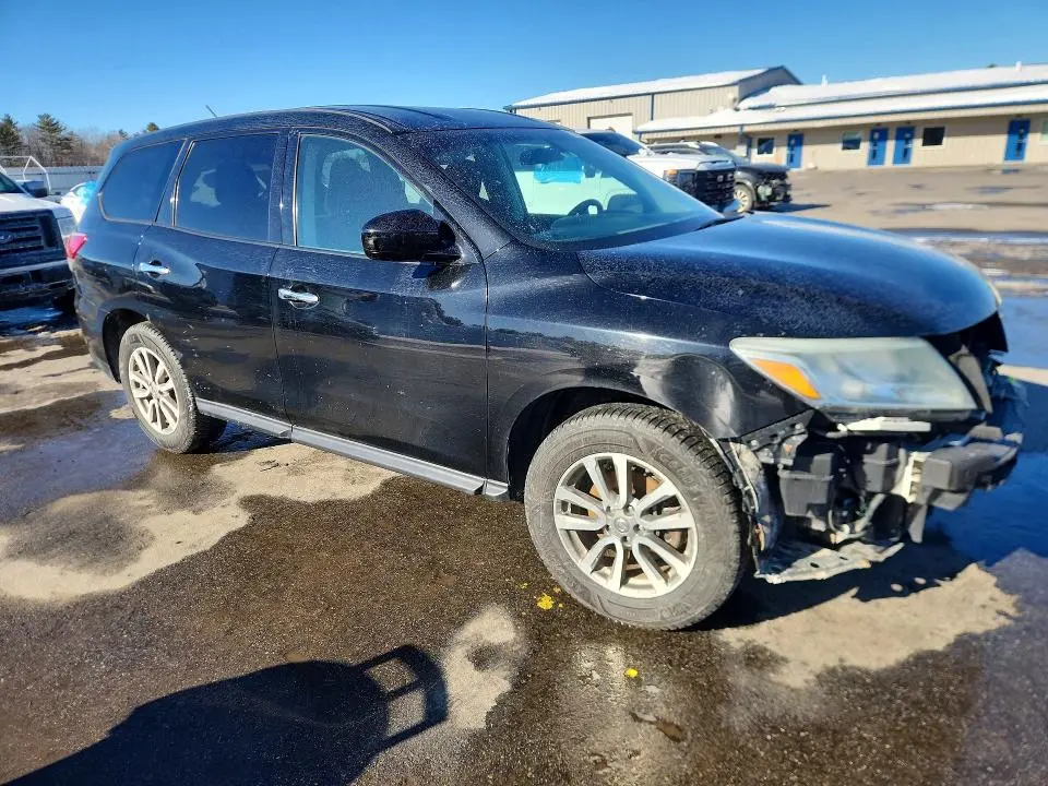 2013 NISSAN PATHFINDER S  