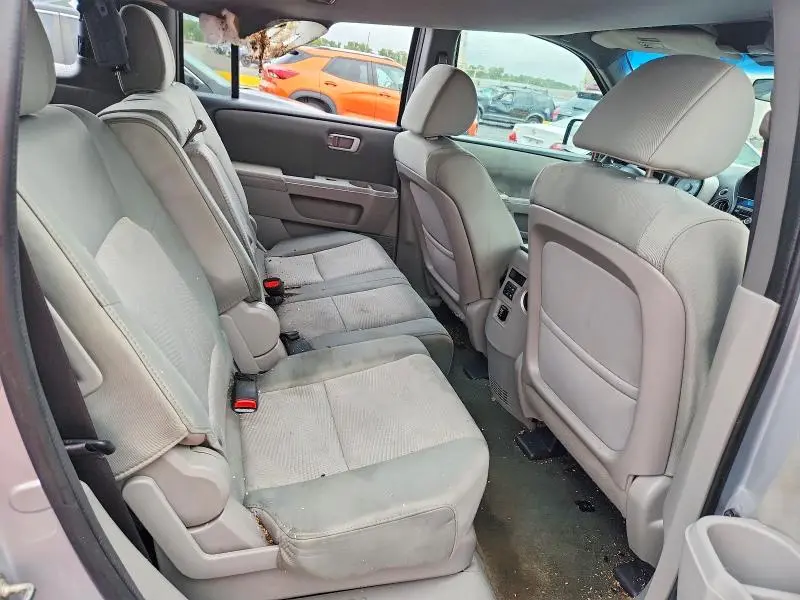 2015 HONDA PILOT LX  