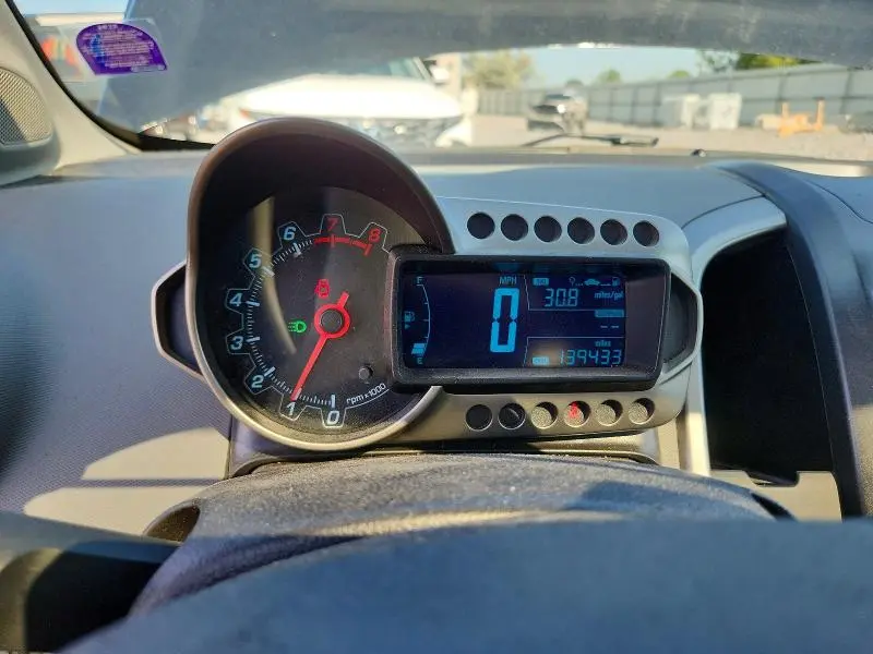 2014 CHEVROLET SONIC LT  