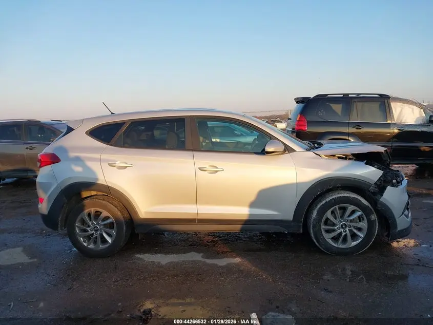 2018 HYUNDAI TUCSON SE