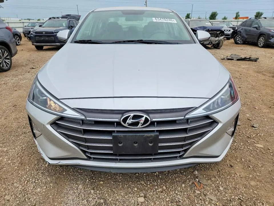 2019 HYUNDAI ELANTRA SE  