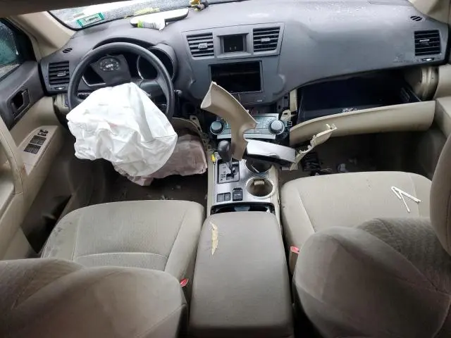 2010 TOYOTA HIGHLANDER   