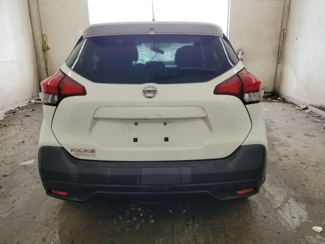 2018 NISSAN KICKS S  