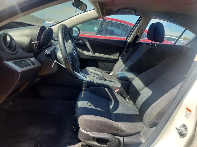 2010 MAZDA 3 I  