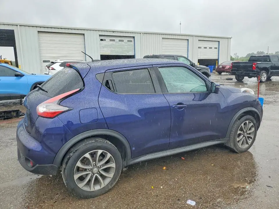 2017 NISSAN JUKE SL  