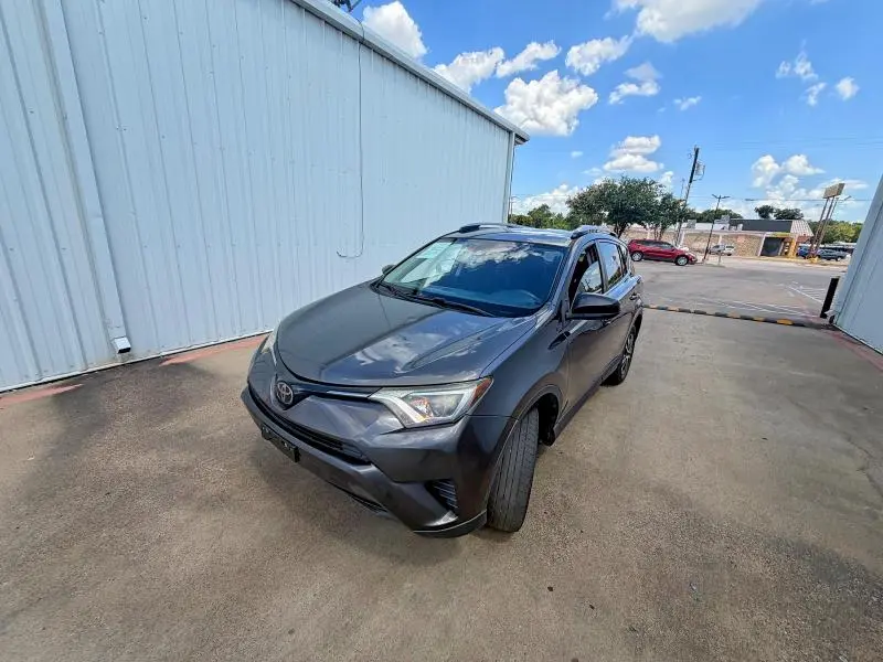 2017 TOYOTA RAV4 LE  