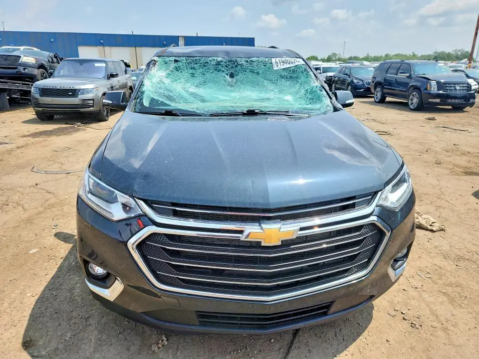 2020 CHEVROLET TRAVERSE LT  