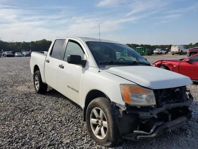 2014 NISSAN TITAN S  