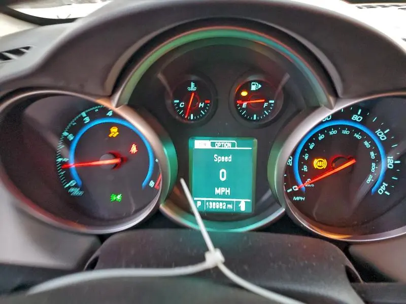 2015 CHEVROLET CRUZE LS  