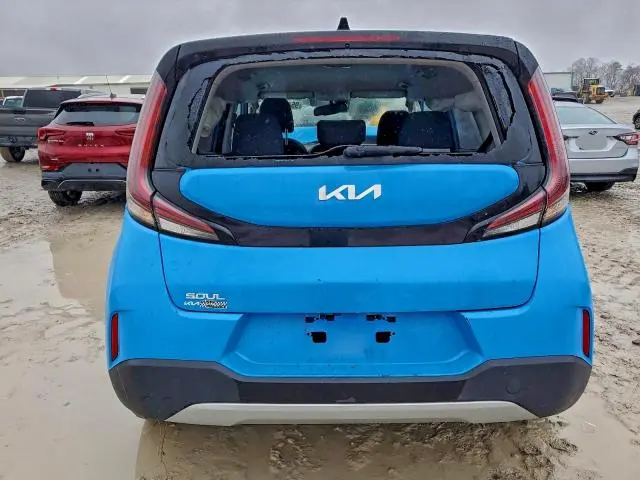 2024 KIA SOUL LX  
