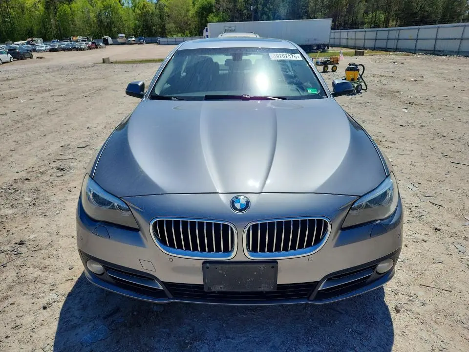 2015 BMW 528 XI  
